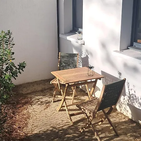Maisonnette A Quimiac - 2 Min A Pied De La